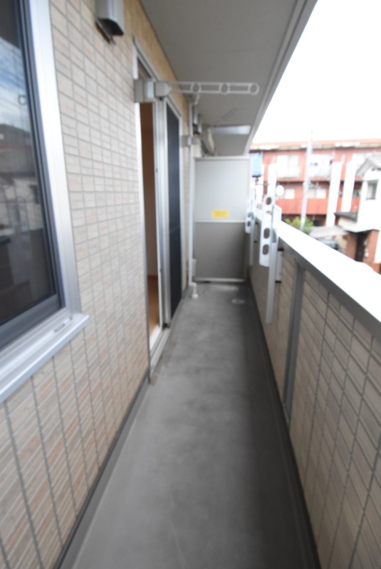 ��ʌ��������܎s�k�擌�听���P���ڂ̃A�p�[�g�̃o���R�j�[