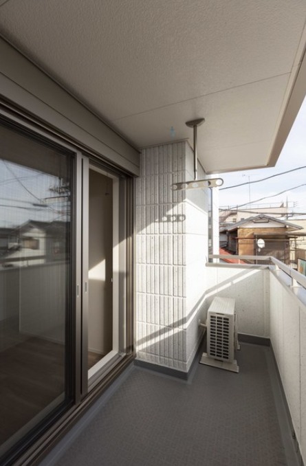 ��ʌ��������܎s�k����i���Q���ڂ̃}���V�����̃o���R�j�[