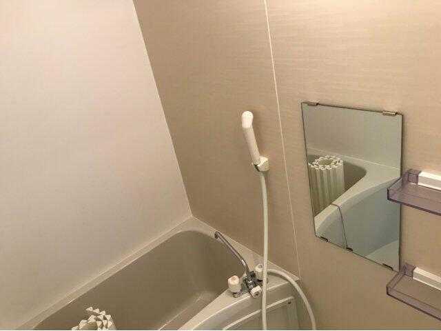 ��ʌ��������܎s�k����i���P���ڂ̃A�p�[�g�̃o�X