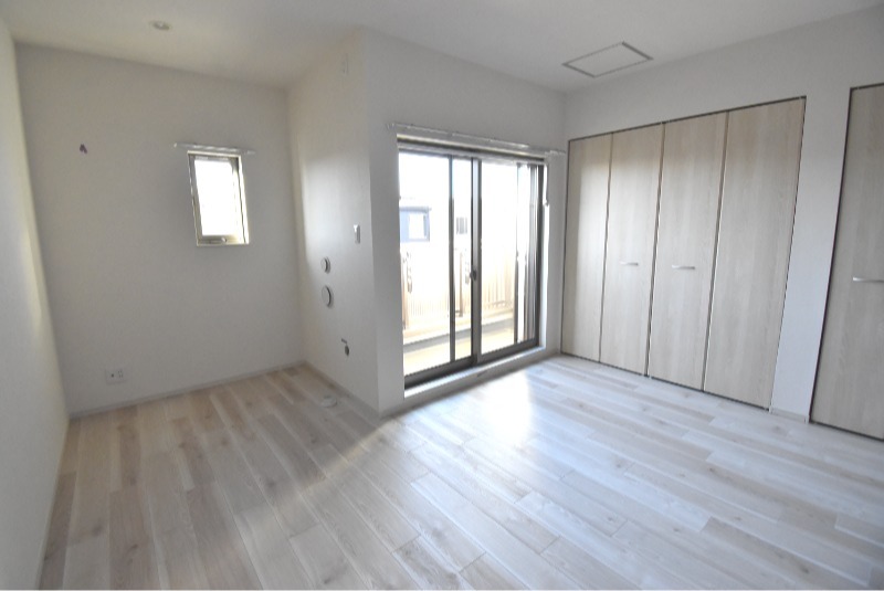 ��ʌ��t�����s��}�̃A�p�[�g�̋��ԁE���r���O