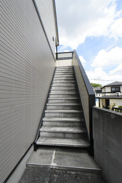 ��ʌ�����s�厚���s�̃A�p�[�g�̃G���g�����X