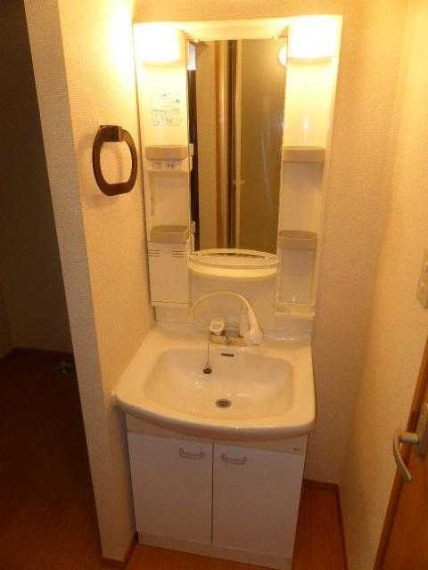 ��ʌ��������܎s����厚��v�ۗ̉Ƃ̃A�p�[�g�̐��ʏ�