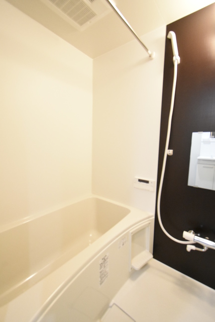 ��ʌ��������܎s�Y�a���؍�S���ڂ̃A�p�[�g�̃o�X