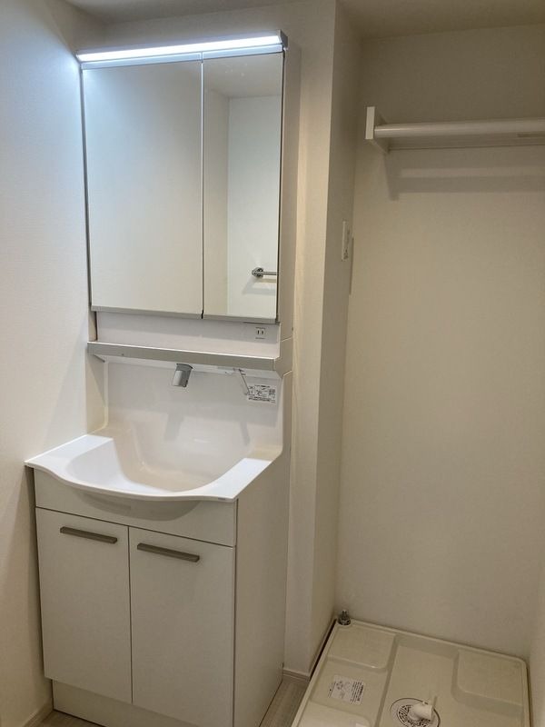 ��ʌ��������܎s��΋搼����P���ڂ̃}���V�����̐��ʏ�