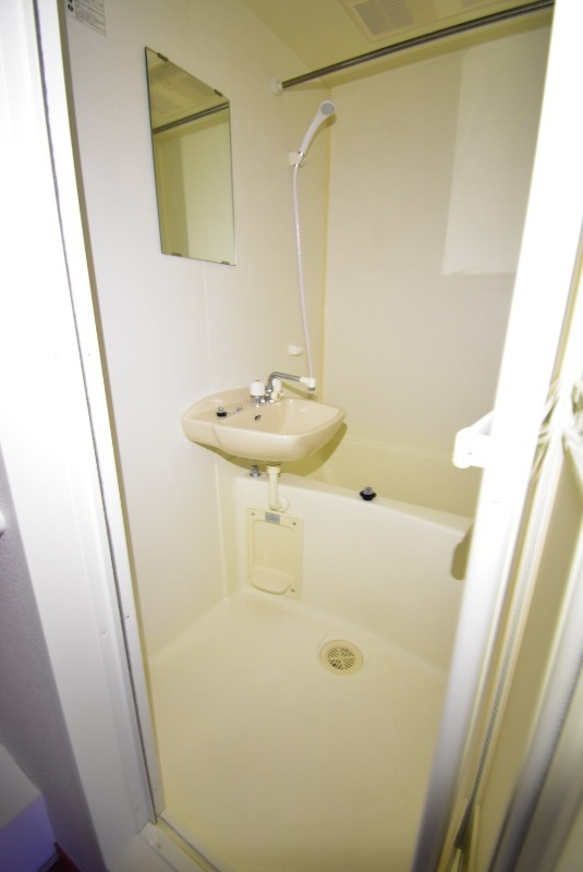 ��ʌ��������܎s�Y�a�撇���R���ڂ̃}���V�����̃o�X