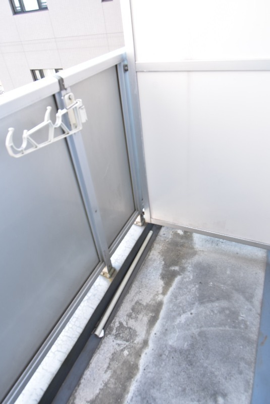 ��ʌ��������܎s�Y�a�撇���R���ڂ̃}���V�����̃o���R�j�[