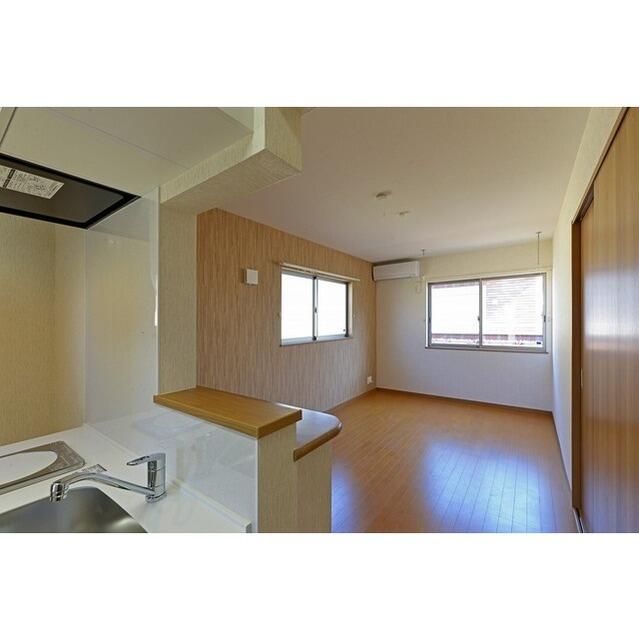 ��ʌ��������܎s��΋�{���R���ڂ̃A�p�[�g�̋��ԁE���r���O