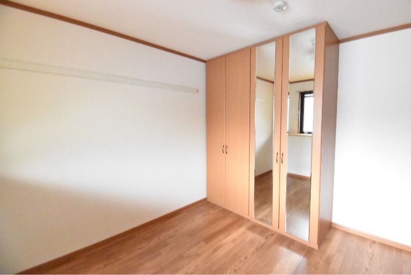 ��ʌ�����s�厚�����q��V�c�̃}���V�����̂��̑������E�X�y�[�X