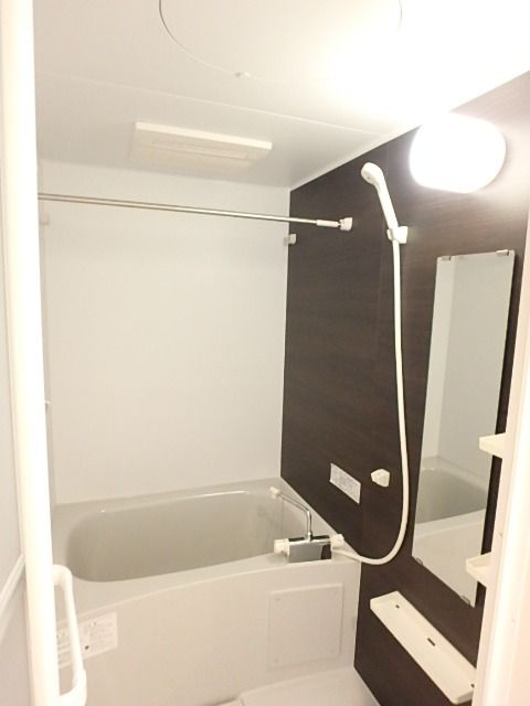 ��ʌ�����s�����P���ڂ̃}���V�����̃o�X