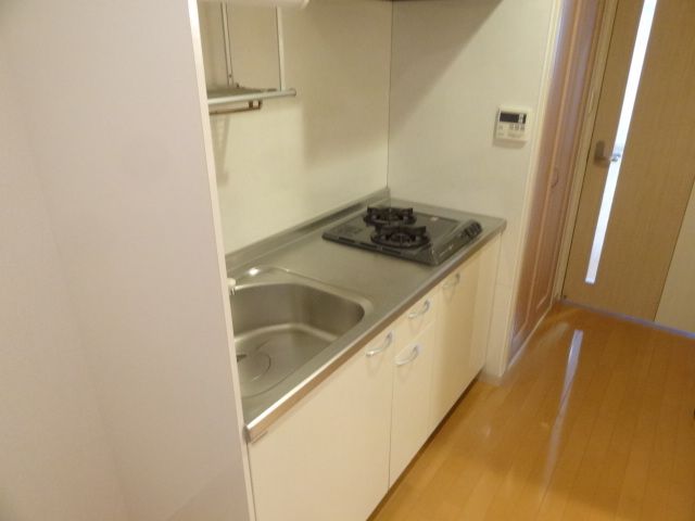 ��ʌ��������܎s�Y�a���؍�P���ڂ̃}���V�����̃L�b�`��