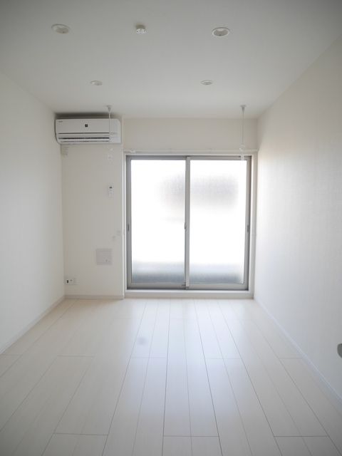 ��ʌ��������܎s�Y�a���؍�S���ڂ̃}���V�����̋��ԁE���r���O