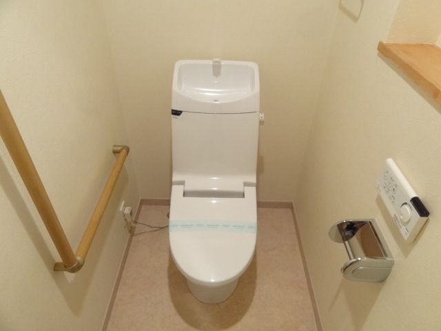 ��ʌ��������܎s�Y�a���؍�P���ڂ̃}���V�����̃g�C��