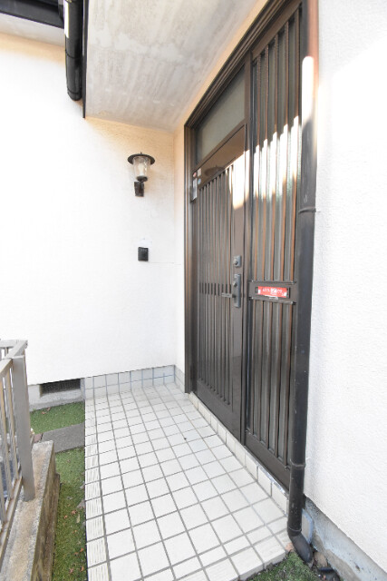 ��ʌ�����s�厚�_�˂̈�ˌ��ẴG���g�����X