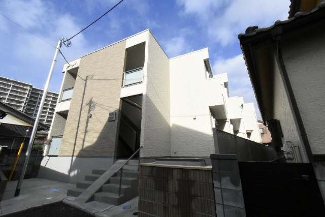 ��ʌ�����s�����Q����9-12�̃A�p�[�g�̌����O��