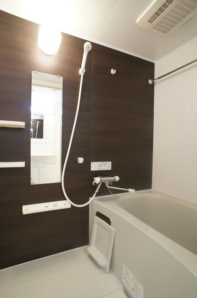 ��ʌ��������܎s�΋�����R���ڂ̃}���V�����̃o�X