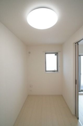 ��ʌ��������܎s�΋�����R���ڂ̃}���V�����̂��̑������E�X�y�[�X