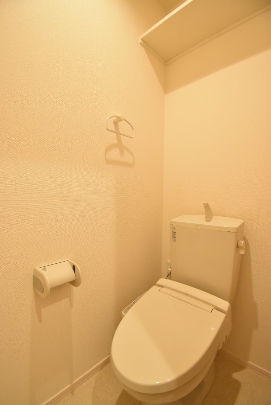 ��ʌ�����s���؂R���ڂ̃}���V�����̃g�C��