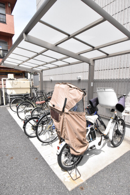 ��ʌ�����s���؂R���ڂ̃}���V�����̂��̑�