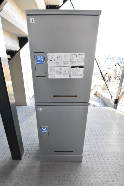 ��ʌ��z�J�s���C�N�^�E���U���ڂ̃A�p�[�g�̂��̑�