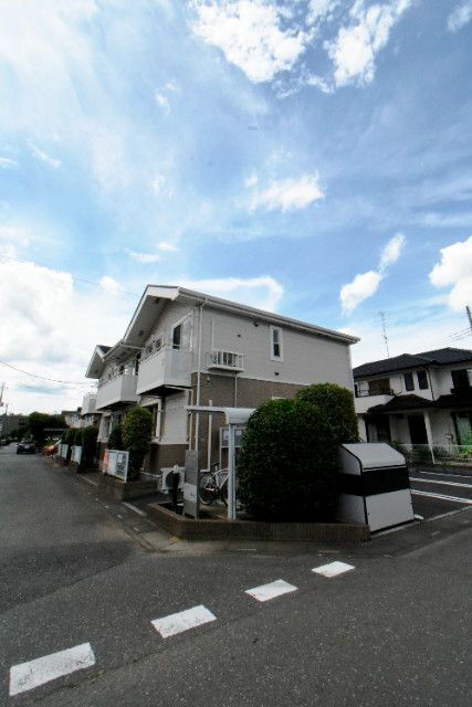 ��ʌ��k�����S�ɓޒ����h��U����53�̃A�p�[�g�̌����O��