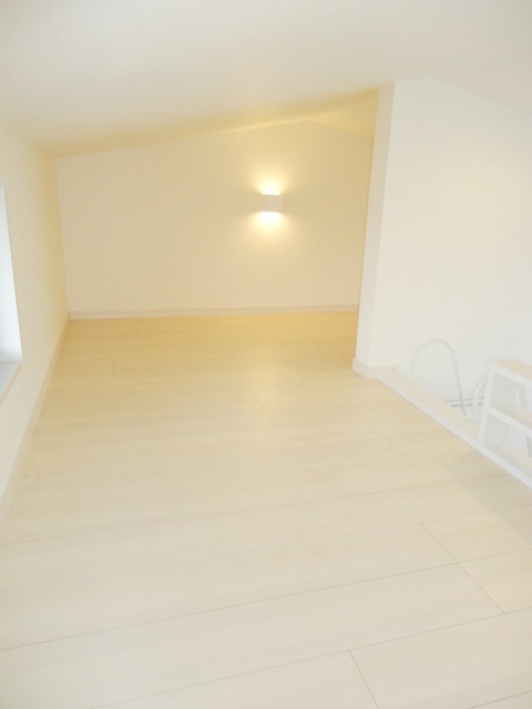 ��ʌ��������܎s�k��{�����̃A�p�[�g�̂��̑������E�X�y�[�X