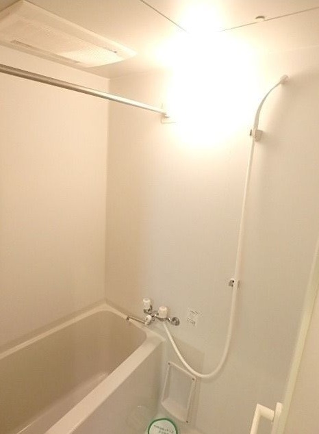 ��ʌ��������܎s�Y�a���؍�P���ڂ̃}���V�����̃o�X