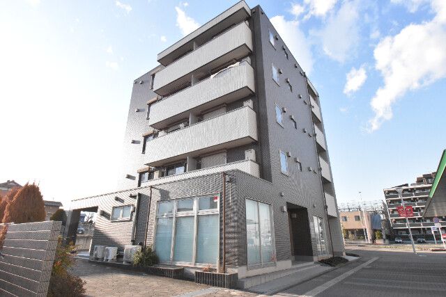 ��ʌ��������܎s�΋�厚����c494-1�̃}���V�����̌����O��