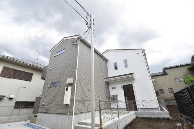 ��ʌ��������܎s�������J�V����9-20-1�̃A�p�[�g�̌����O��