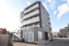 ��ʌ��������܎s�΋�厚����c494-1�̃}���V�����̌����O��