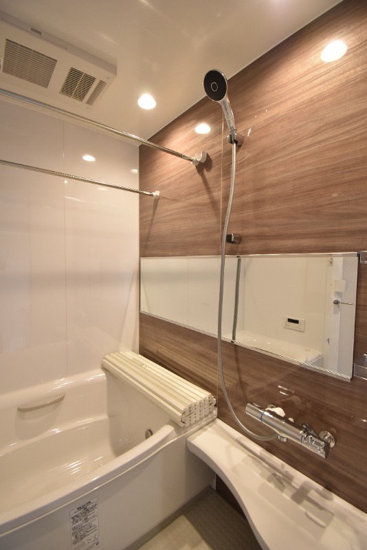 ��ʌ��������܎s�Y�a�擌�����̃}���V�����̃o�X