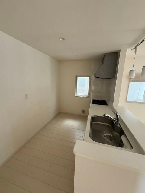 ��ʌ������s�������̈�ˌ��ẴL�b�`��