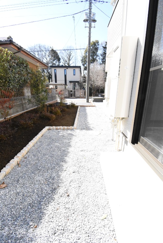 ��ʌ��@�c�s���m�؂S���ڂ̃e���X�n�E�X�̂��̑�