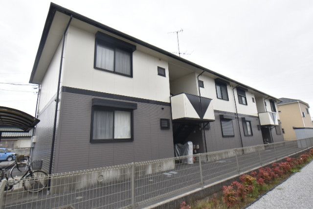 ��ʌ��@�c�s�Β��R����3-16�̃A�p�[�g�̌����O��