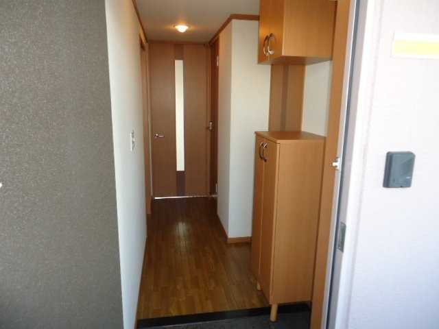 ��ʌ��k�����S�ɓޒ������j�U���ڂ̃A�p�[�g�̌���