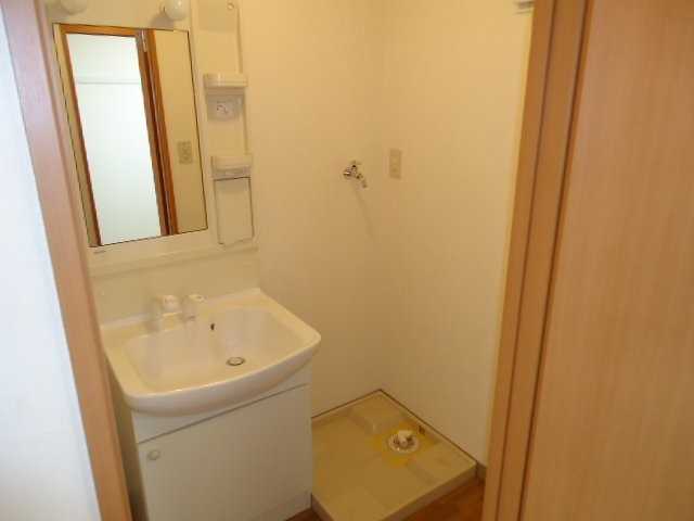 ��ʌ��k�����S�ɓޒ������j�U���ڂ̃A�p�[�g�̐��ʏ�