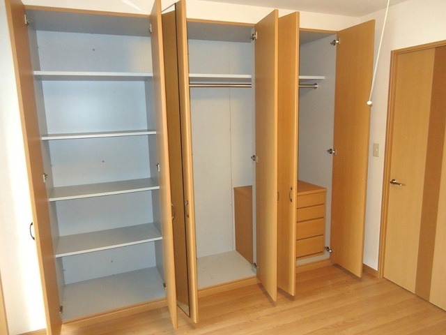 ��ʌ��k�����S�ɓޒ������j�R���ڂ̃}���V�����̎��[