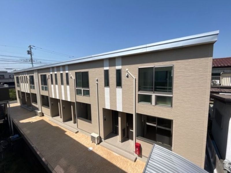 ��ʌ���z�s�ݒ��P���ڂ̃A�p�[�g�̌����O��