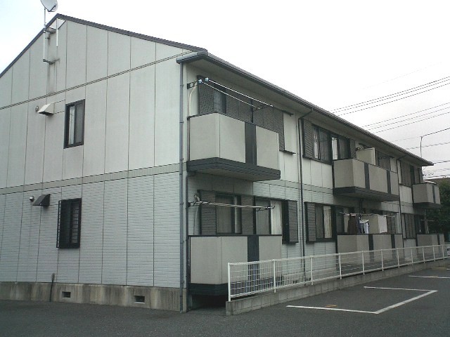 ��ʌ��������܎s����厚�w��702�̃A�p�[�g�̌����O��