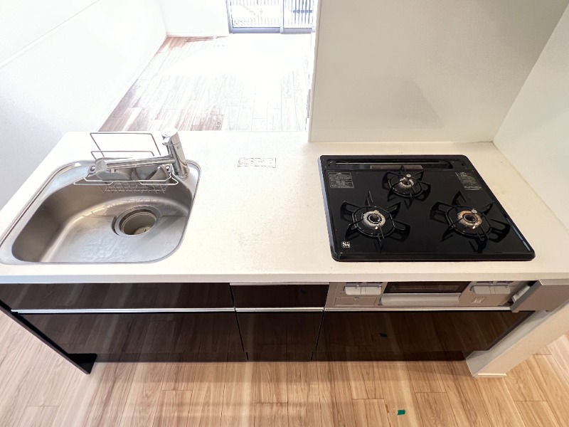 ��ʌ�����s�����R���ڂ̃}���V�����̃L�b�`��