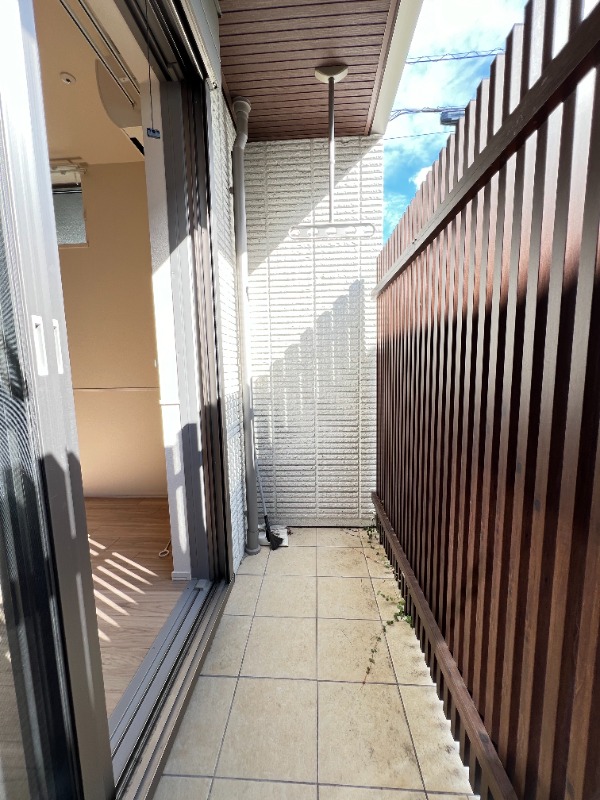 ��ʌ�����s�����R���ڂ̃}���V�����̃o���R�j�[