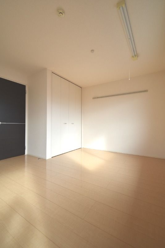 ��ʌ��������܎s�k��{�����S���ڂ̃A�p�[�g�̂��̑������E�X�y�[�X