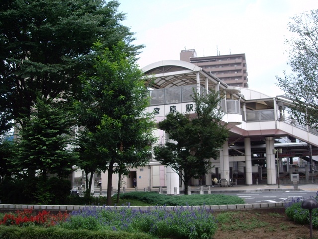 ��ʌ��������܎s�k��{�����S���ڂ̃A�p�[�g�̎���