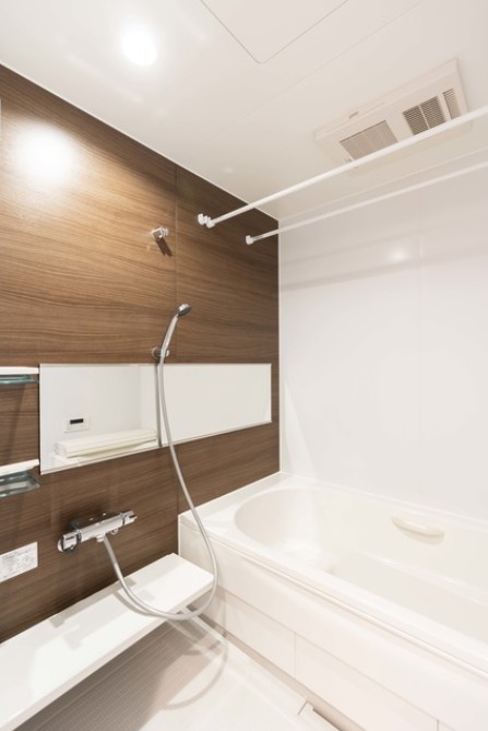 ��ʌ��������܎s��{�擌���Q���ڂ̃}���V�����̃o�X