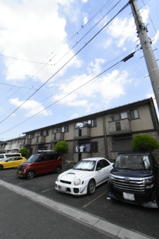 ��ʌ�����s�㕽�����P����9-5�̃A�p�[�g�̌����O��