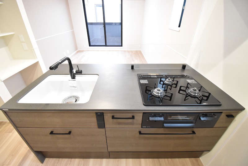 ��ʌ��������܎s�΋擌�Y�a�S���ڂ̃}���V�����̃L�b�`��