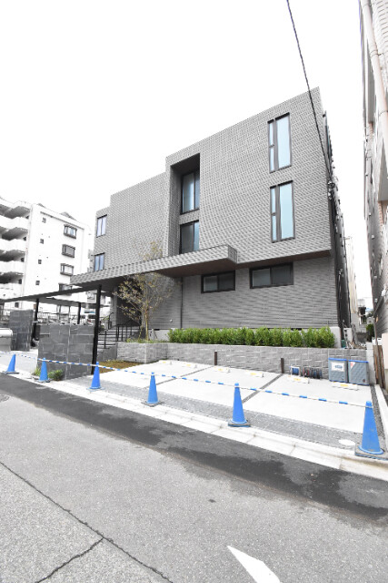 ��ʌ��������܎s�΋擌�Y�a�S����5-9�̃}���V�����̌����O��