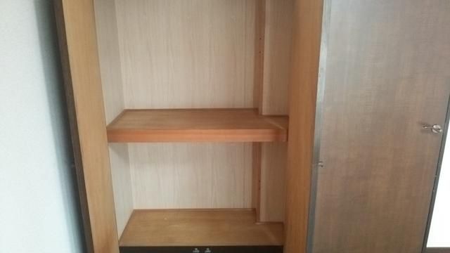 ��ʌ��������܎s��{�撇���R���ڂ̃}���V�����̎��[