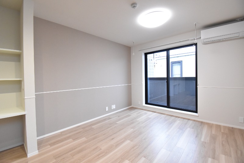 ��ʌ��������܎s�΋擌�Y�a�S���ڂ̃}���V�����̋����E���r���O