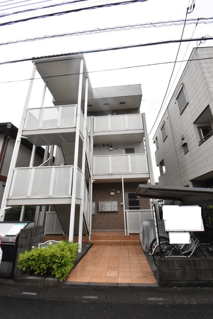 ��ʌ�����s�≺���R����10-4�̃A�p�[�g�̌����O��