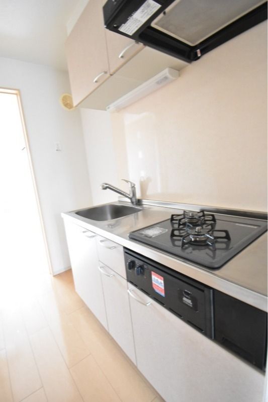 ��ʌ�����s�≺���R���ڂ̃A�p�[�g�̃L�b�`��